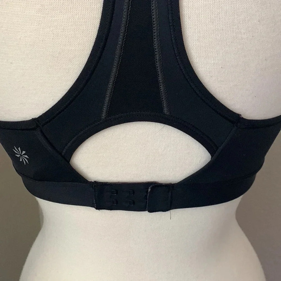 ATHLETA black molded cup sports bra - Picture 9 of 12